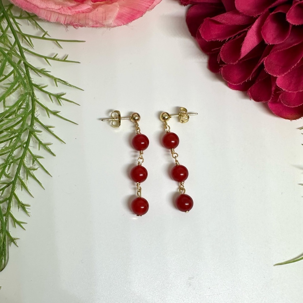 NEW⚜️Red Jade Gemstone Beaded Dangly Earrings - Picture 3 of 4